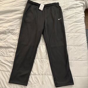 therma pants nike
